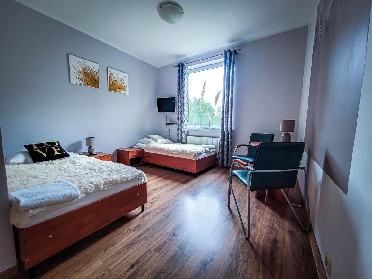 Osrodek Sportowo-Wypoczynkowy Hotel Хошчно Екстериор снимка