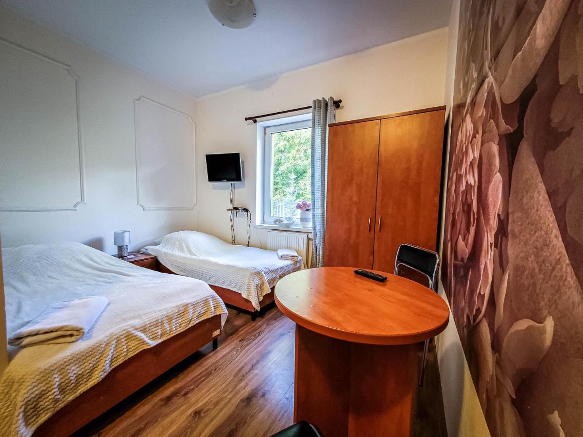Osrodek Sportowo-Wypoczynkowy Hotel Хошчно Екстериор снимка